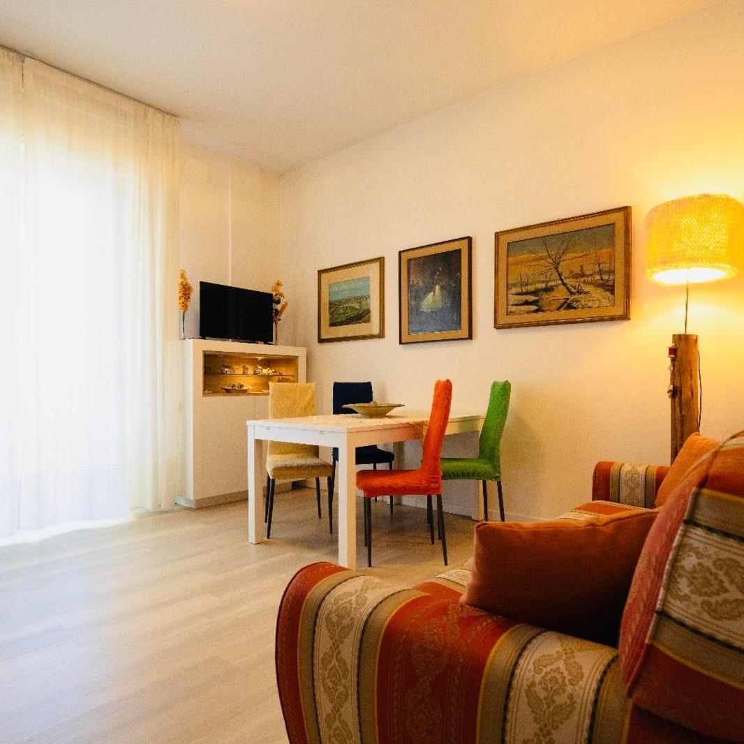Palmira House - Delizioso Bilocale For Two Apartment แตร์นี ภายนอก รูปภาพ