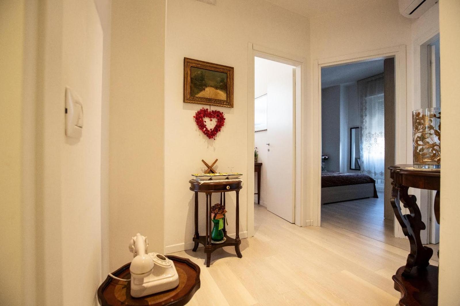 Palmira House - Delizioso Bilocale For Two Apartment แตร์นี ภายนอก รูปภาพ